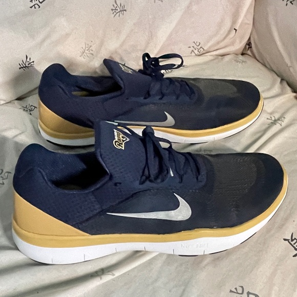 NIKE 15 LA Rams low top fan athletic shoes, navy/gold, logo NWOT - Picture 2 of 7